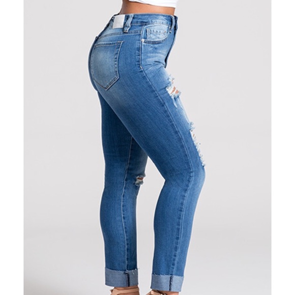 NWT Ripped High Rise Jeans - Picture 4 of 4